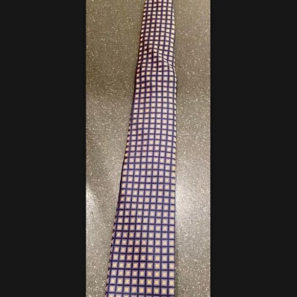 TOMMY HILFIGER Silk Navy Blue/Gold Square Tie EUC - Picture 1 of 5